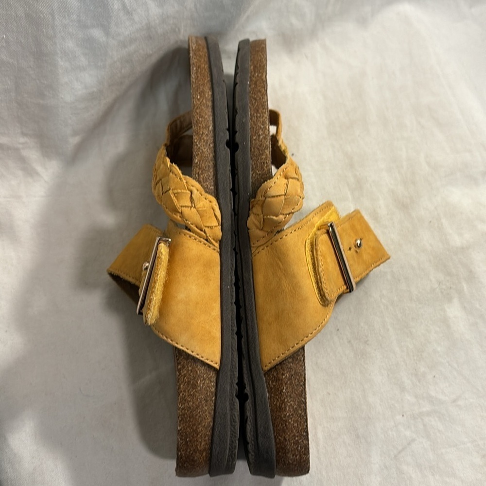 New! Earth Origins Orono Onida Braided Print Toe-Post Amber Yellow Sandals 8.5 - Picture 9 of 11